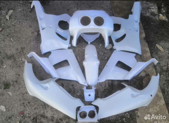 Пластик на honda cbr400 nc29