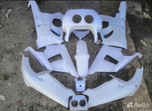 Пластик на honda cbr400 nc29