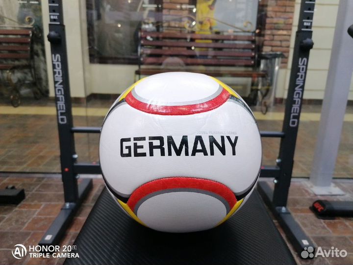 Мячи для футбола, волейбола и баскетбола