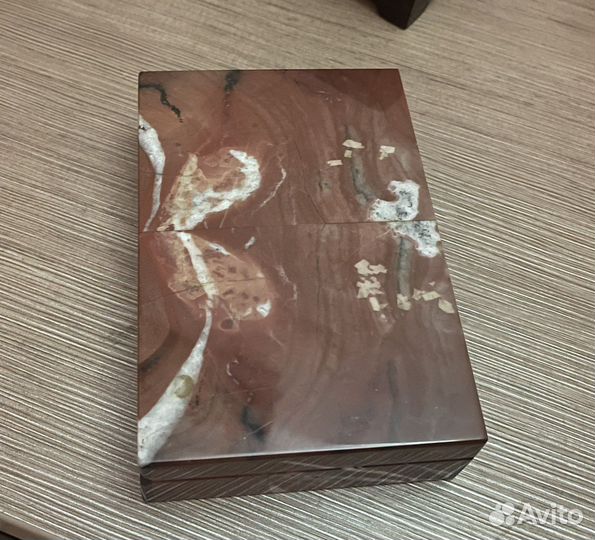 Шкатулка из натурального камня, яшма