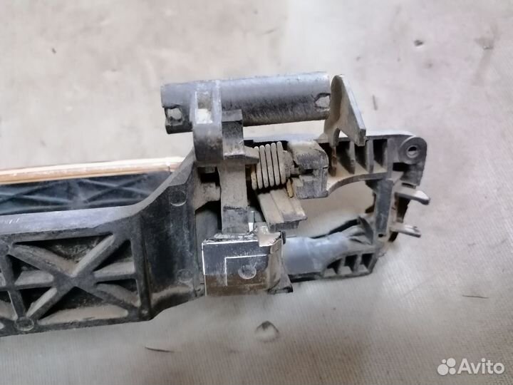 Передняя правая наружная ручка двери BYD F3 2008