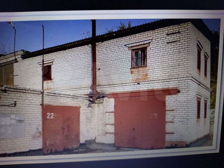 Гараж, > 30 м²