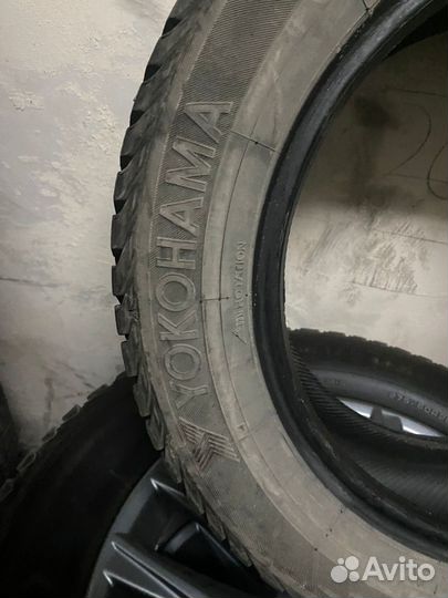 Yokohama IceGuard Stud IG65 205/60 R16 96T