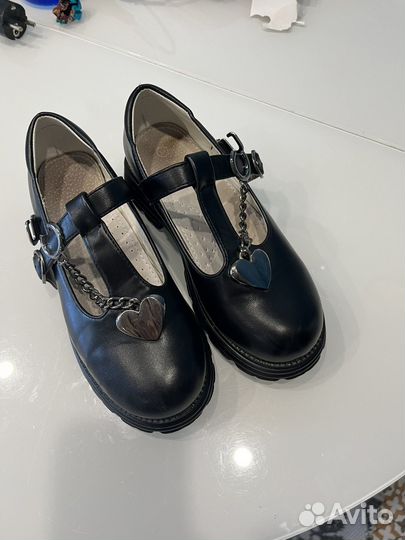 Туфли для девочки 33