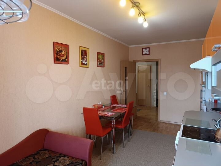 2-к. квартира, 66,5 м², 3/18 эт.