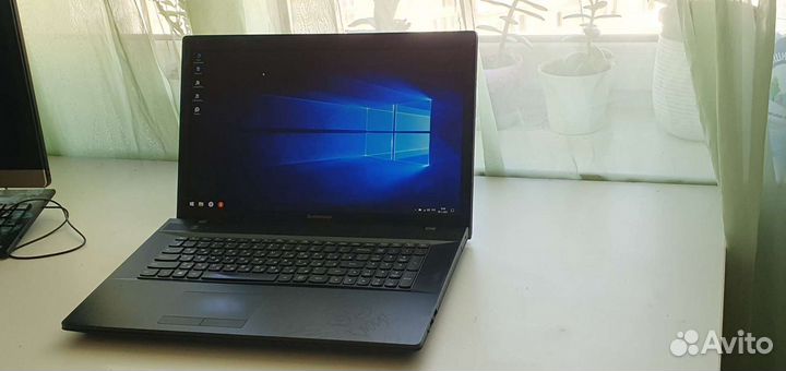 Большой lenovo 17.3