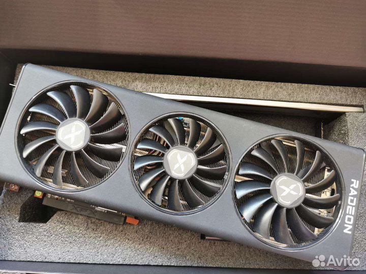 Видеокарта XFX Rx6800xt swft