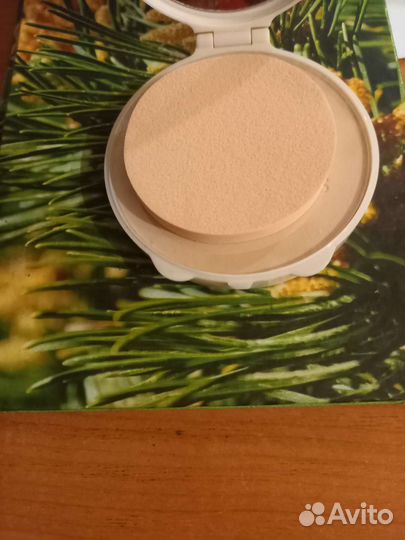 Пудра компактная