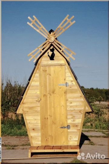 Уличный туалет деревянный ICY