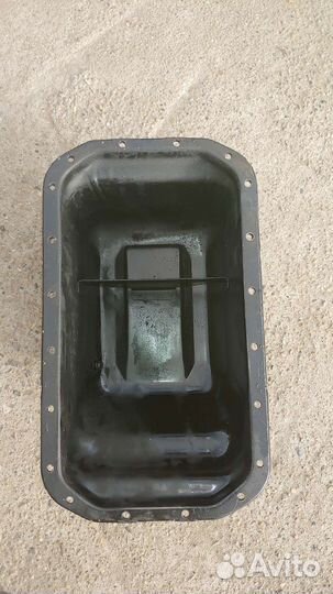 Поддон двигателя 2.5L disel Ford Transit R1992 год