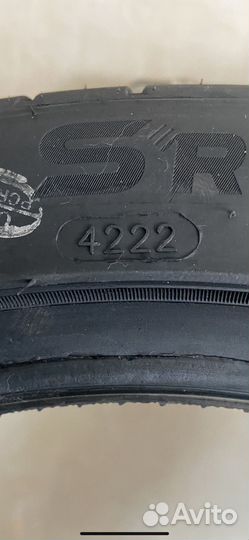 Rotalla Setula S-Race RU01 235/40 R18