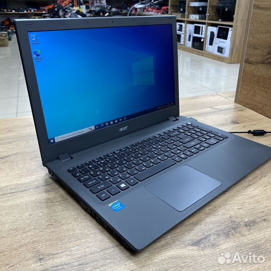 Ноутбук Acer E5-573-c68m