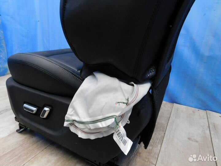 Сиденье водительское Geely Atlas 2018