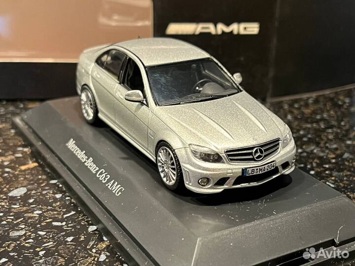 1:43 Schuco Mercedes-Benz c63 amg w204