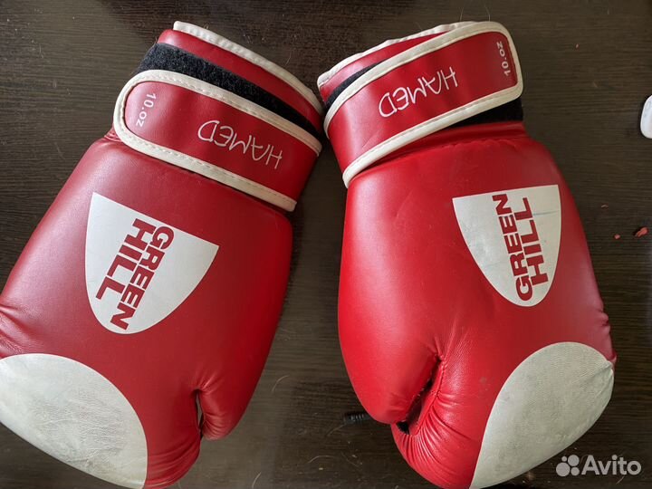 Боксерские перчатки