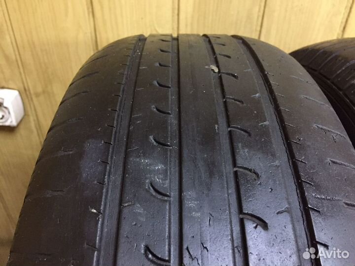 Goodyear EfficientGrip SUV 215/60 R17