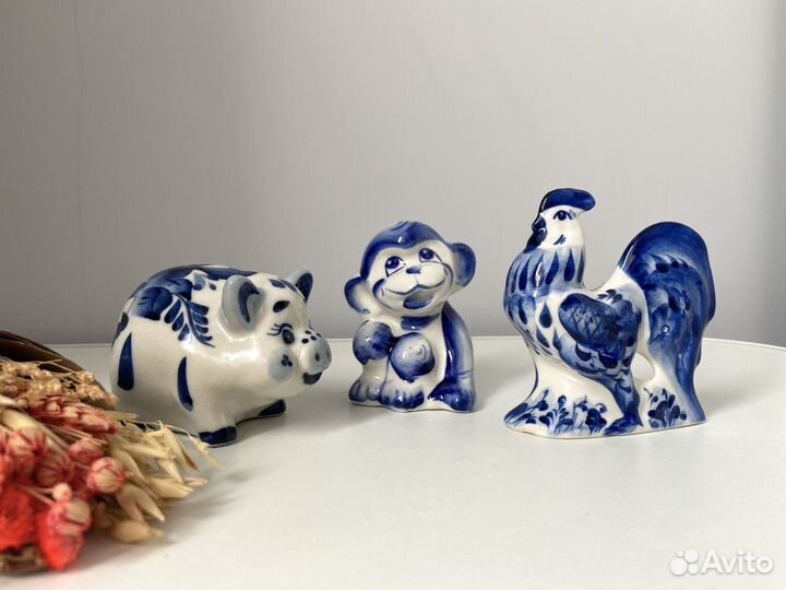 Фигурки гжель свинья, обезьяна, петух