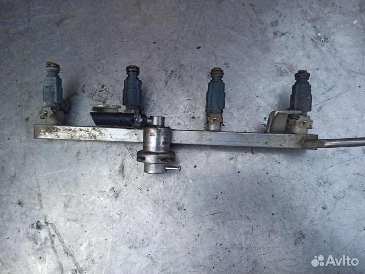 Рампа с форсунками Geely MK