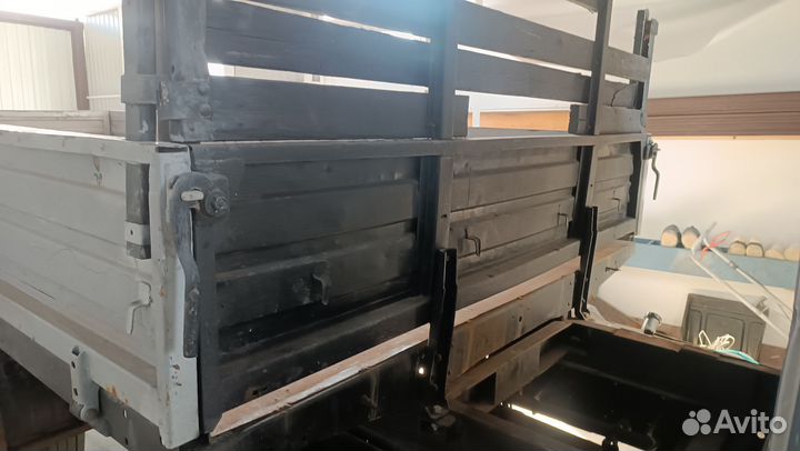 Бортовой кузов на валдай