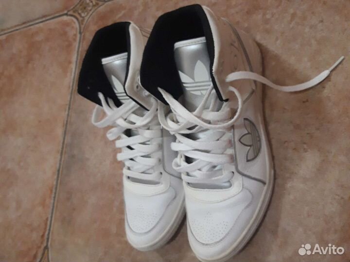 Adidas мужские кроссовки