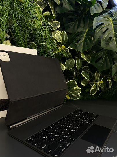 iPad magic keyboard black отоичное состояние