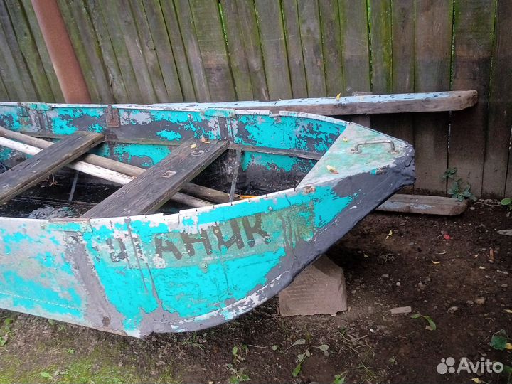 Лодка алюминиевая