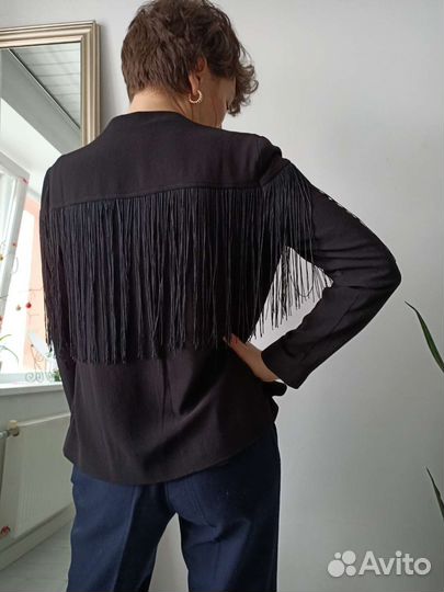 Пиджак с бахромой