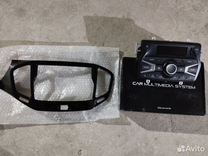 Магнитола Лада Веста +рамка