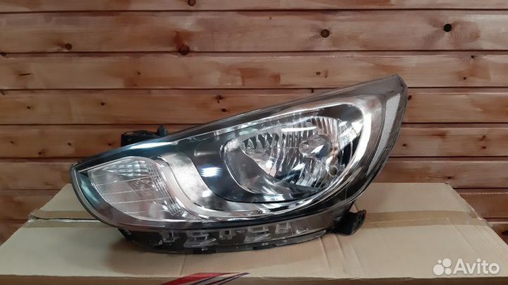 Фара левая Хендай Солярис 2010-2014