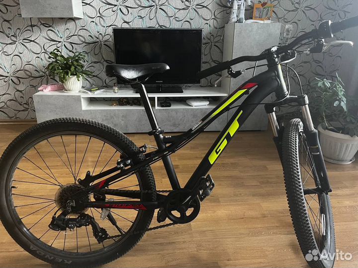 Велосипед gt stomper 24 prime