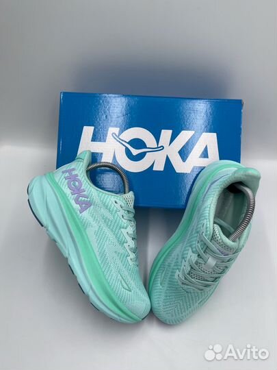 Кроссовки для бега hoka