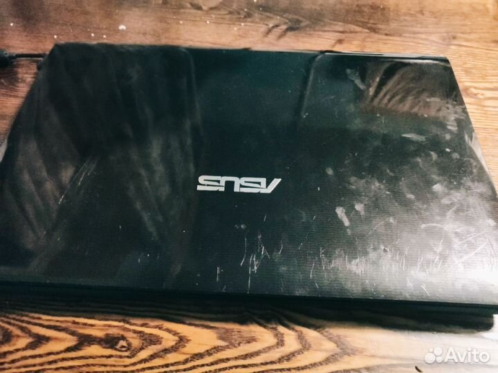 Ноутбук Asus