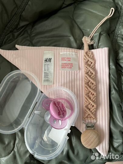 Пустышка avent+слюнявчик hm+держатель для соски