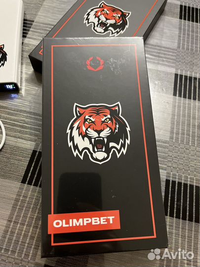 Powerbank быстрая зарядка+беспроводная зарядка