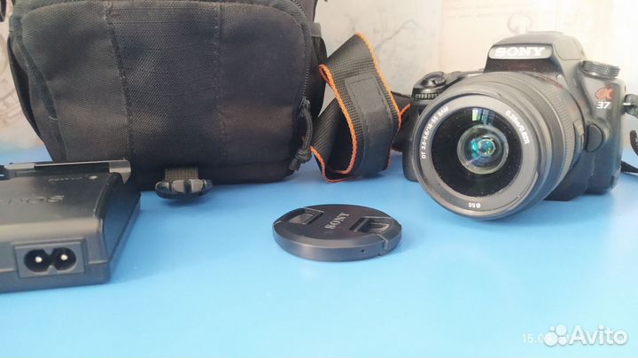 Зеркальный фотоаппарат Sony SLT-A37