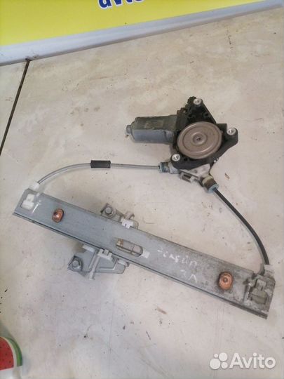 Стеклоподъемник задний левый Ford Escape