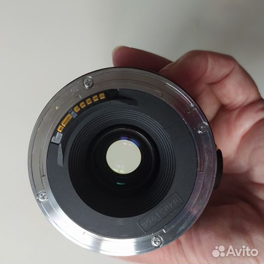 Объектив Canon EF 28-105