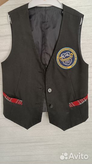 Жилетка для девочки школьная