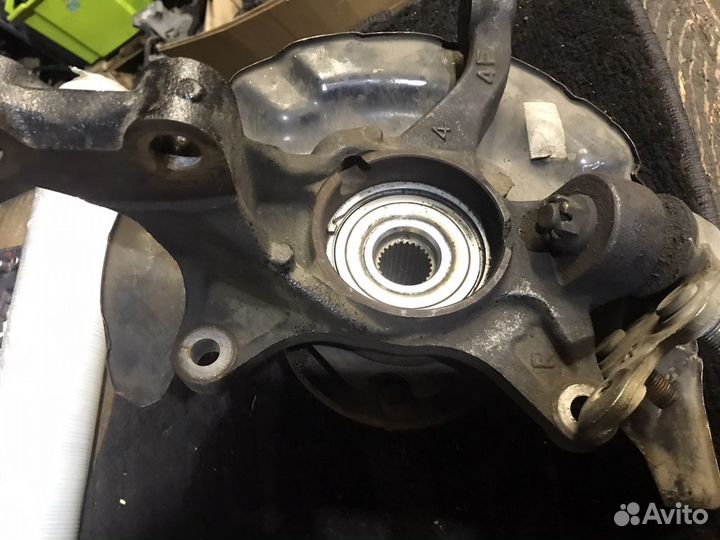 Кулак передний правый Тойота Камри V50