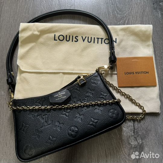 Сумка Louis Vuitton Easy Pouch On Strap