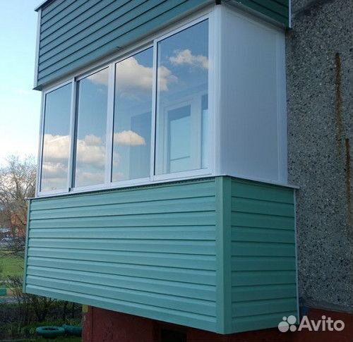 Остекление балконов в пятиэтажке. Окна пвх