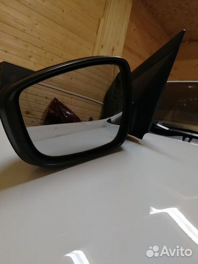 Зеркало левое, Hyundai Solaris 2015 года