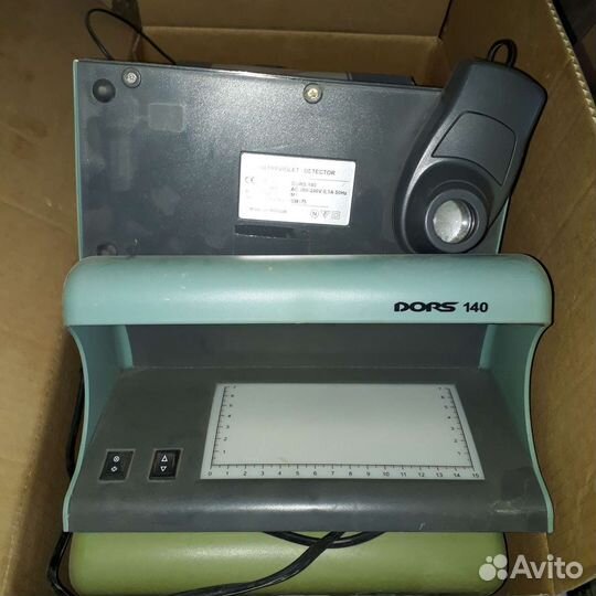 Аппарат для проверки денег и документов Dors 140