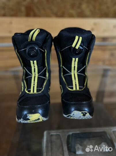 Сноубордические ботинки детские и крепления