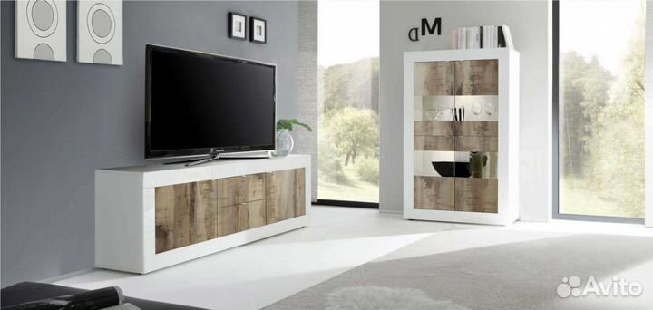 Тумба под телевизор