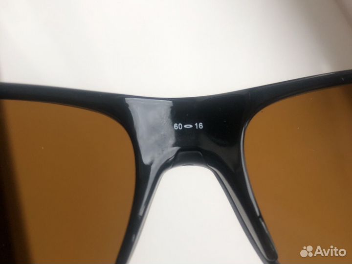 Солнцезащитные очки оригинал новые oakley USA