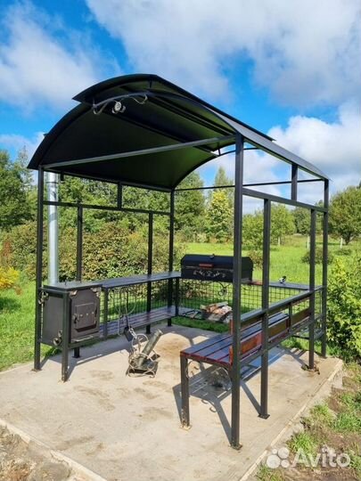 Беседка с мангалом