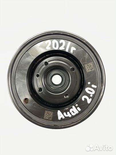 Шкив коленвала audi a4 a5 06H105243M 2021год