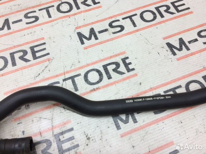 Патрубок системы охлаждения Mercedes-Benz M-Class