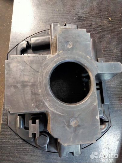 Ниша под домкрат Peugeot 308 хетчбек EP6 2012